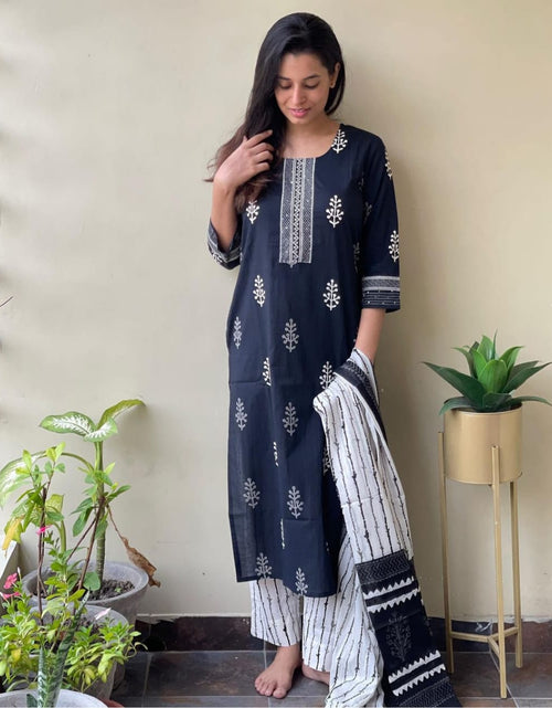 Maira Silk Designer Kurti with Pant Dupatta Set, For Formal at Rs 715/piece  in Surat